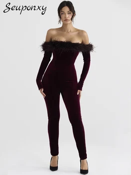 Висококачествен 2023, нов стил, женски velvet гащеризон, модерен женски секси гащеризон с дълги ръкави и отворени рамене, с пера, за клубни партита
