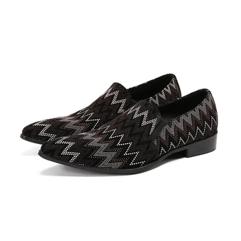 Зимни черни мъжки брилянтни модела обувки с остър пръсти за младоженеца, мъжки официални обувки без закопчалка за нощен клуб, по-големи размери, обувки от естествена кожа за бала