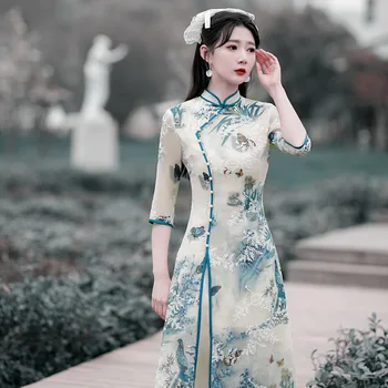 Китайски ретро бежово Чонсам Подобряване на ретро републиканския елегантна тънка дълга рокля Ципао Традиционни дрехи за жени