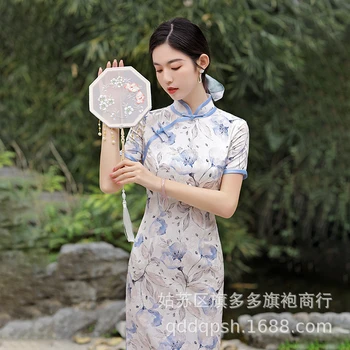 Китайски традиционен женски Ципао син цвят с флорални принтом, годишен ретро чонсам с къс ръкав и яка-часова