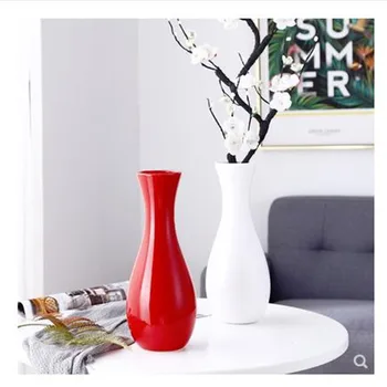 Нова керамични червена ваза, празнична гидропонная договореност, прост, модерен шкаф за телевизор в хола, декорация на дома