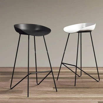 Скандинавските бар столове Модерен минималистичен стол бар Стол с високи крака от ковано желязо, мебели за трапезария Творчески бар стол, табуретка