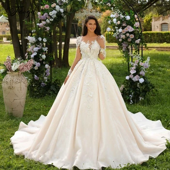 Траугель Бална рокля на принцеса Сватбена рокля е Сладко с дълъг ръкав Vestido De Новия Дантела Бродерия за месец Robe De Mariee