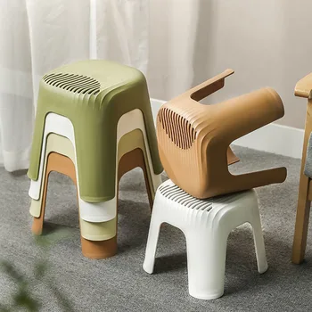 Хол Удобен малък стол от утолщенного пластмаса за домашна употреба, нескользящий столче за баня, за смяна на на обувките, без облегалка