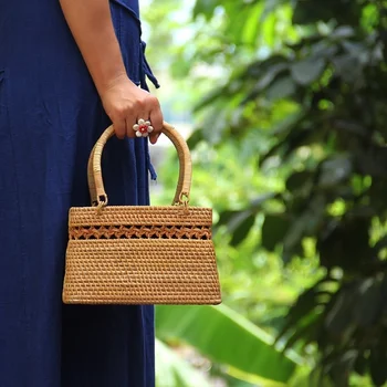 Чанта от ратан Ins Литературна И Художествена Дамски Ръчно Сламена Чанта От Ратан Индонезия Изплетен кош За Почивка Мода Модерен
